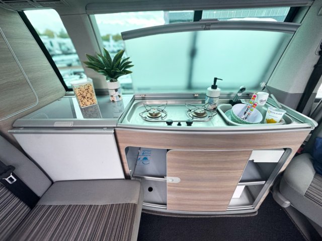 Volkswagen T5 CALIFORNIA - Photo 10