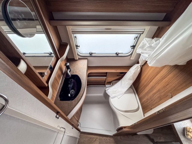 Eriba Touring 542 EDITION LEGEND - Photo 9