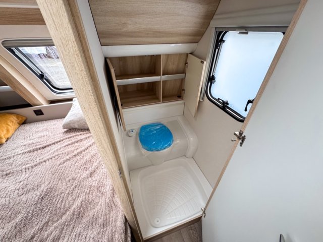 Hobby De Luxe 400 SFE - Photo 13