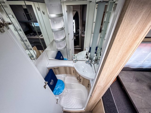 Hobby De Luxe 490 KMF - Photo 14