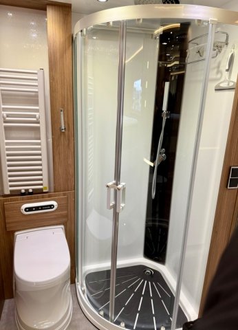 Le Voyageur Liner 10.4 QD Car - Photo 9