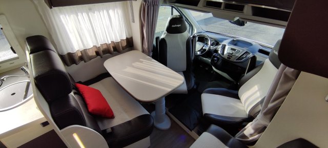 Challenger 288 EB Special Edition 170 CV - Photo 3