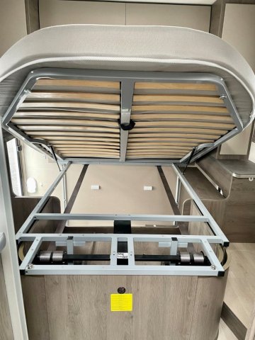 Challenger 358 EB Graphite Edition 5 PLACES BOITE AUTOMATIQUE 170 CV - Photo 11