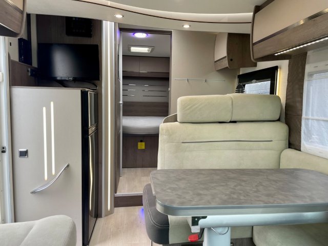 Challenger 358 EB Graphite Edition 5 PLACES BOITE AUTOMATIQUE 170 CV - Photo 2