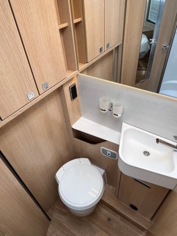 Hymer B 690 BOITE AUTOMATIQUE - Photo 3