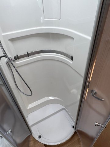 Hymer B 690 BOITE AUTOMATIQUE - Photo 4