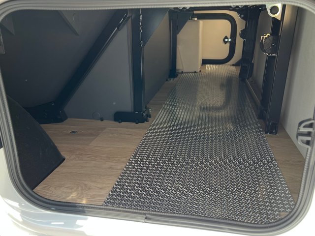 Laika Kosmo 105 L 2L2 140CV BVA - Photo 8