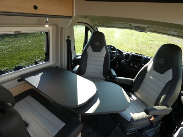 Sunlight Cliff 600 RT Adventure Edition 4 COUCHAGES / TOIT RELEVABLE - Photo 3