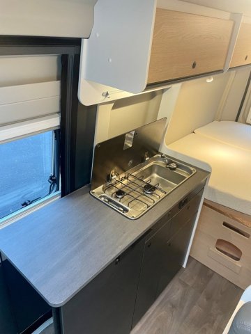 Sunlight Cliff 600 RT Adventure Edition 4 COUCHAGES / TOIT RELEVABLE - Photo 4