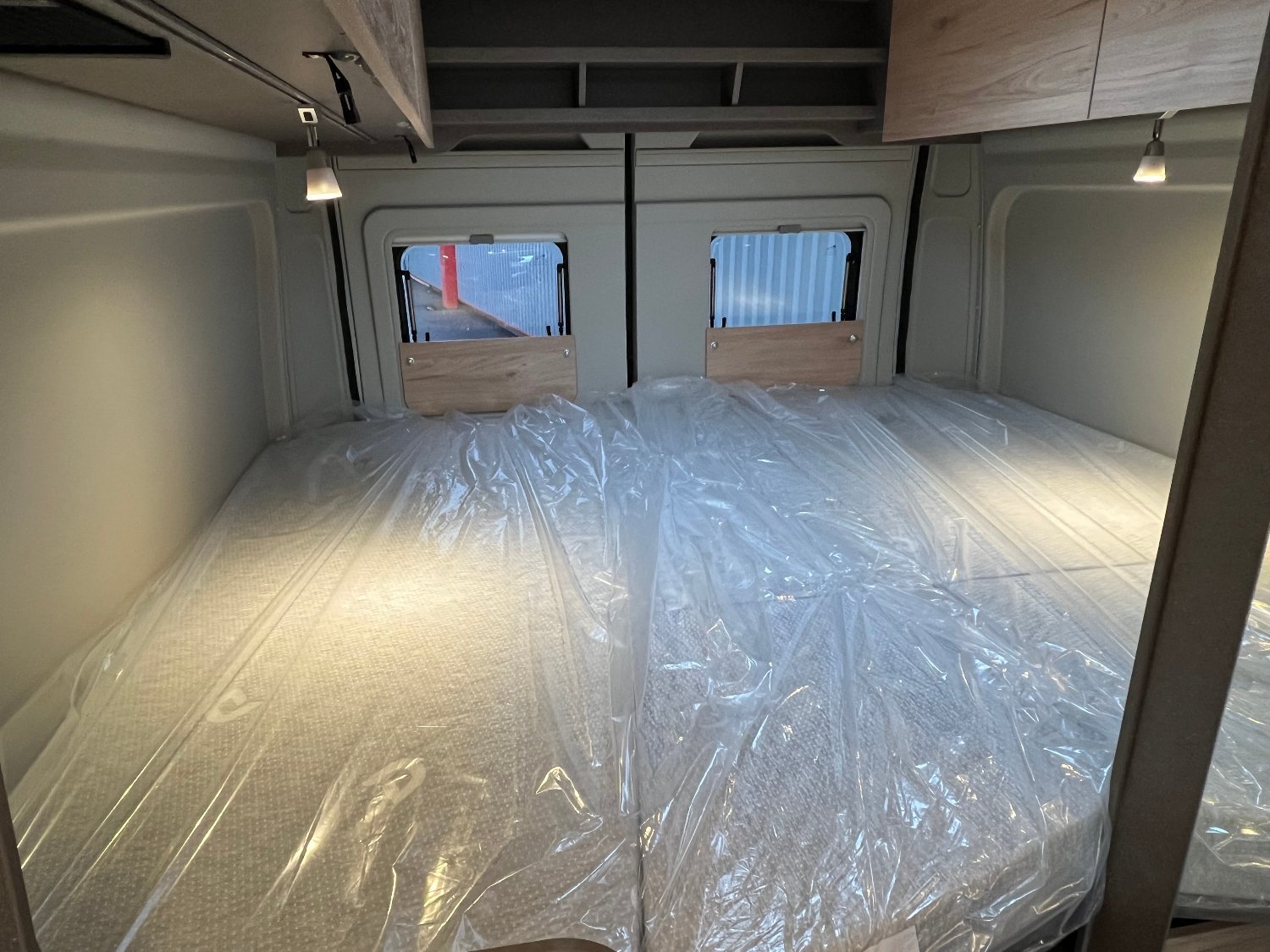 Dethleffs Globetrail Advantage 640 ES PACK ACTIVE/LITS JUMEAUX 