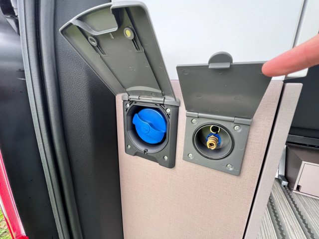 Burstner Copa C 500 ford transit custom court 2.0 tdci 130ch bva - Photo 15