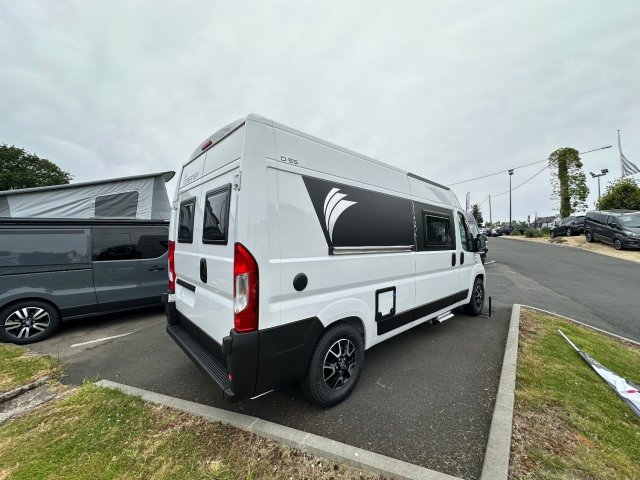 Dreamer D55 OFFRE SPECIALE PEUGEOT BOXER 2.2L 140 CH BVM6 FUN+ - Photo 3