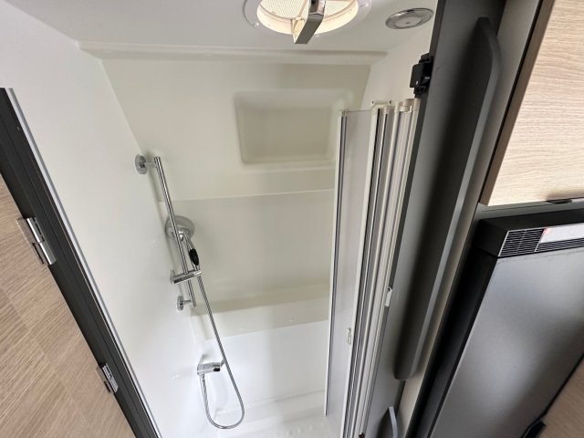 Dreamer D55 OFFRE SPECIALE PEUGEOT BOXER 2.2L 140 CH BVM6 FUN+ - Photo 11