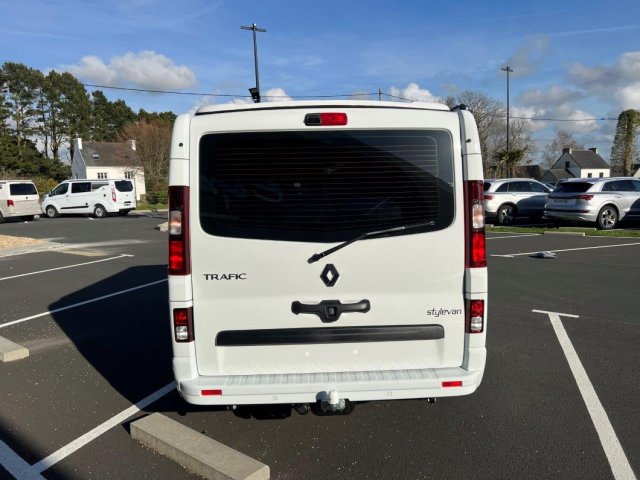 Stylevan Equinox 4 RENAULT TRAFIC LONG 2.0L DCI 150CH EDC - Photo 4