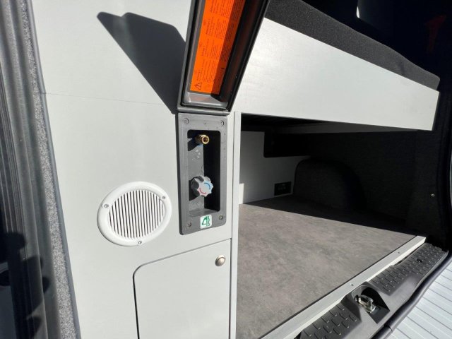 Stylevan Equinox 4 RENAULT TRAFIC LONG 2.0L DCI 150CH EDC - Photo 9