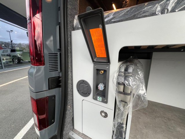 Stylevan Equinox 4 RENAULT TRAFIC LONG 2.0L DCI 150CH EDC - Photo 22