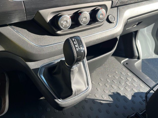 Stylevan Equinox 4 RENAULT TRAFIC LONG 2.0L DCI 150CH EDC - Photo 16