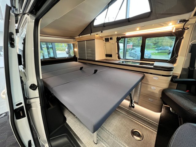 Stylevan Melbourne OFFRE SPECIALE Emotion Volkswagen Transporteur 2.0 TDI 150 BVA - Photo 24