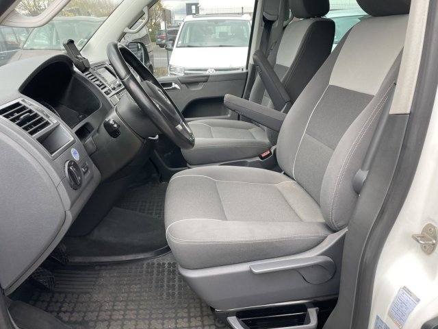 Volkswagen California Beach VW T5 Multivan 2.0L TSI Essence 150Ch Reimo - Photo 28
