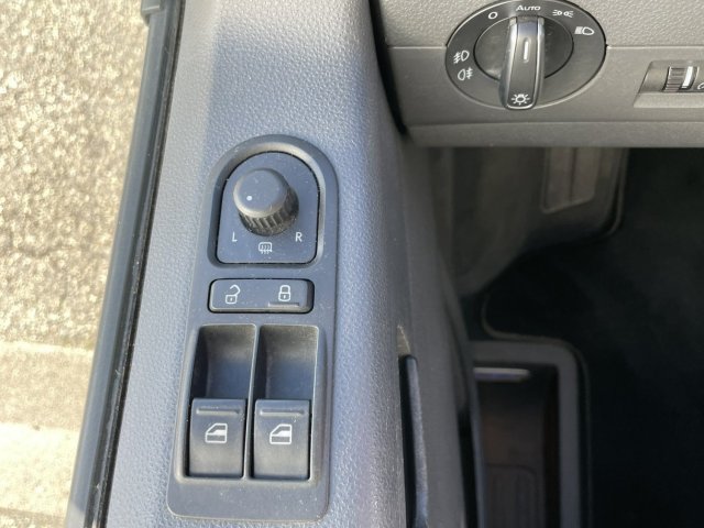 Volkswagen California Beach VW T5 2.0L TDi 140Ch Gris 155mkm - Photo 22