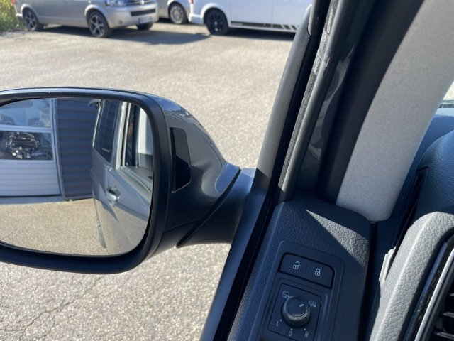 Volkswagen California Beach VW T6 2.0L TDi 150Ch auto - Photo 21