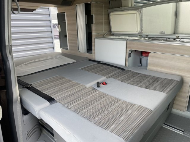 Volkswagen California VW T5 Confort 2.0L TDi 140Ch - Photo 16