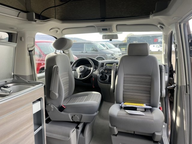 Volkswagen California VW T5 Confort 2.0L TDi 140Ch - Photo 19
