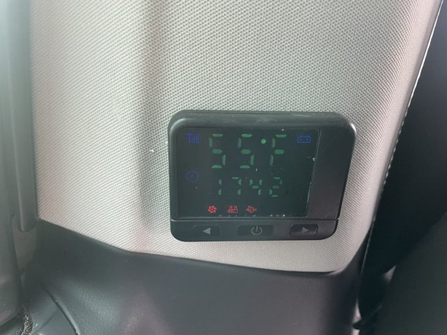 Volkswagen Multivan - Photo 8