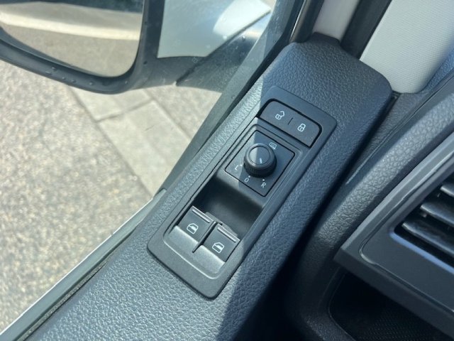Volkswagen Multivan VW T6 2.0L TDi 150Ch automatique - Photo 13