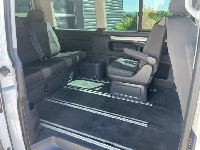 Volkswagen Multivan VW T5 Spécial 2.0L TDi 140Ch - Photo 11