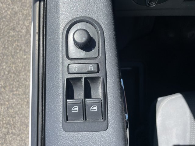 Volkswagen Multivan VW T5 Spécial 2.0L TDi 140Ch - Photo 19