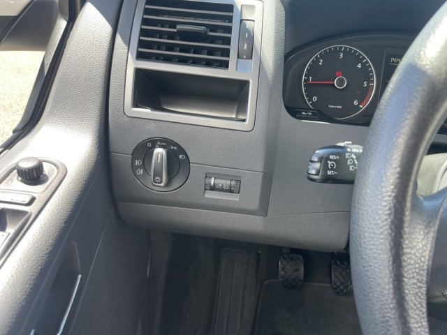 Volkswagen Multivan VW T5 Spécial 2.0L TDi 140Ch - Photo 20