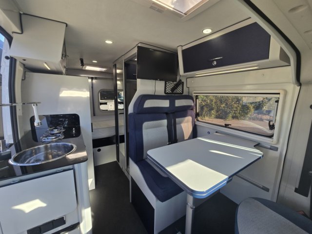 Font Vendome Leader Van Duo - Photo 6