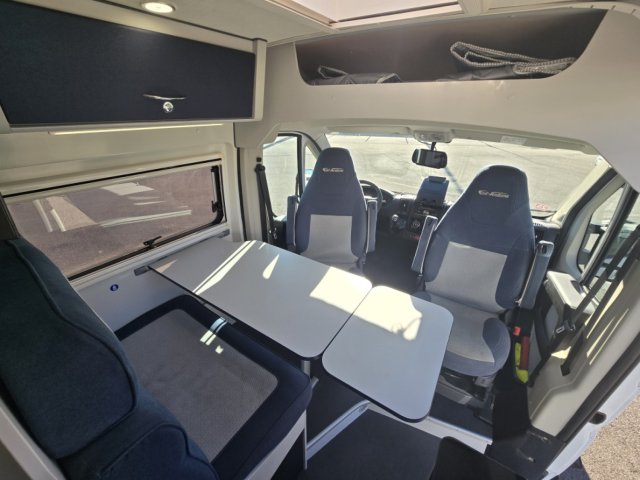 Font Vendome Leader Van Duo - Photo 7