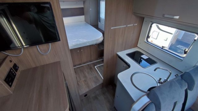 Carado T 449 Edition 24 BVA - Lit Central - Photo 3