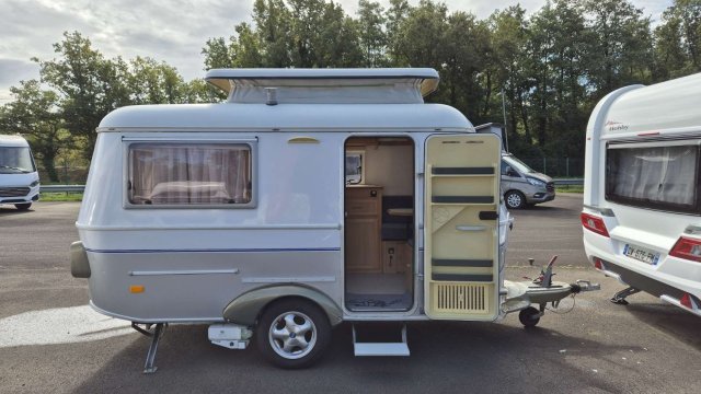 Eriba Familia 310 GT - Caravane