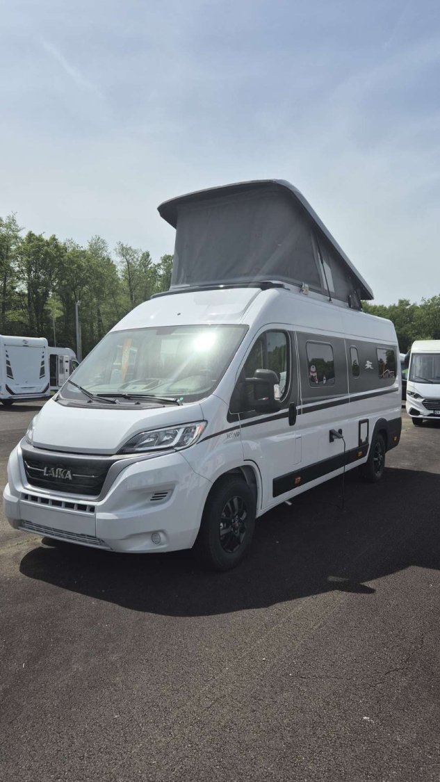 Laika Ecovip 645 avec Toit Relevable 
