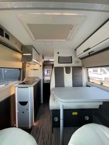 Mc Louis Menfys Van 3 Signature - Photo 16