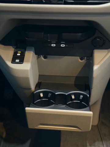 Volkswagen California Coast - Photo 17