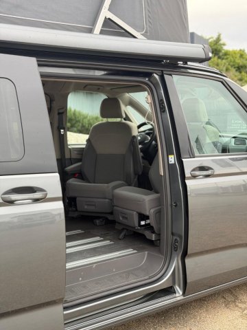 Volkswagen California Coast - Photo 10