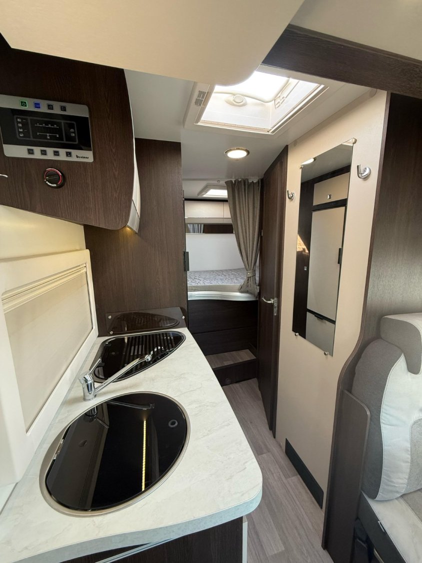 Benimar Tessoro 440 Up 