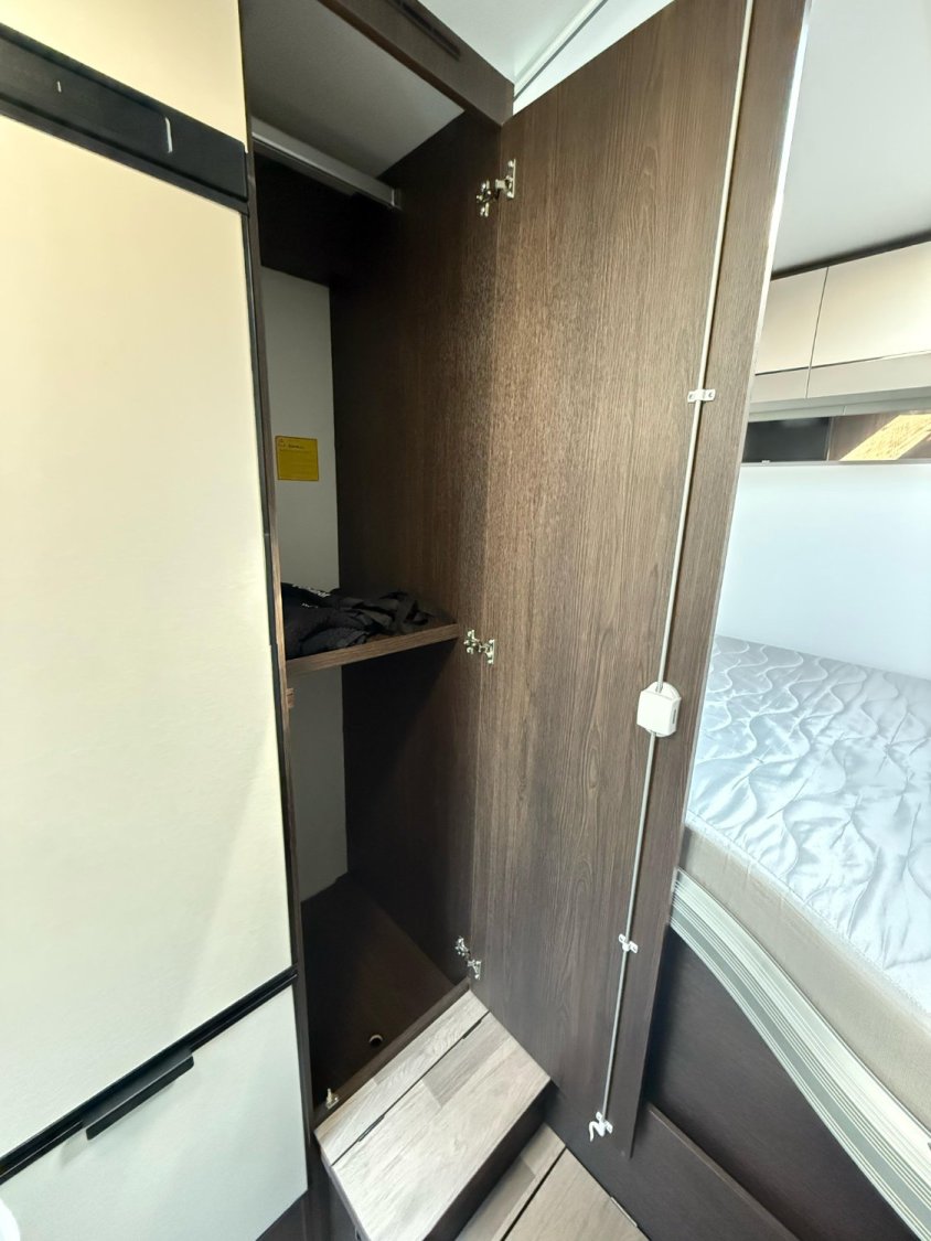 Benimar Tessoro 440 Up 