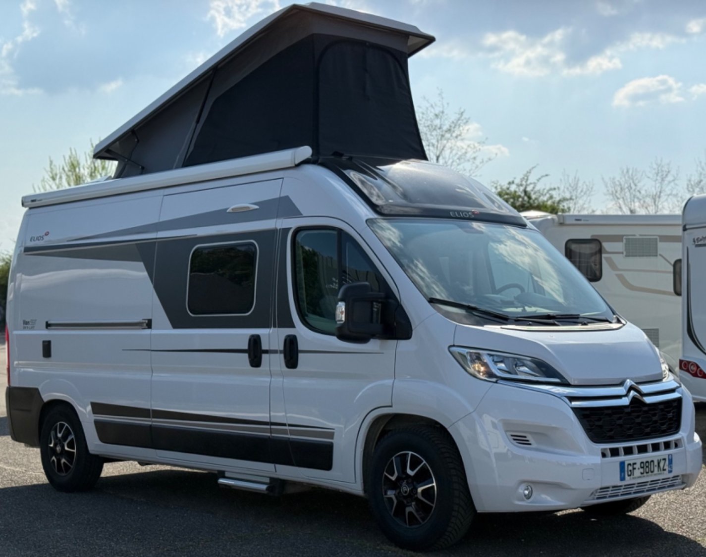 Elios Van 59 T Sky-Lift 