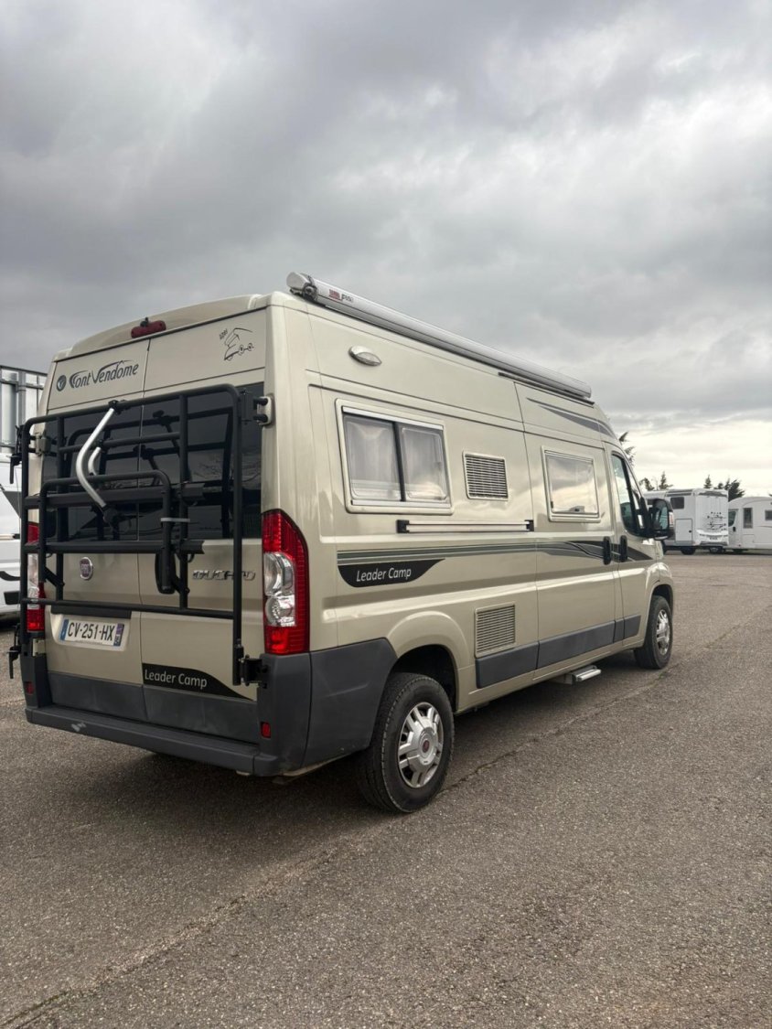 Font Vendome Leader Camp 