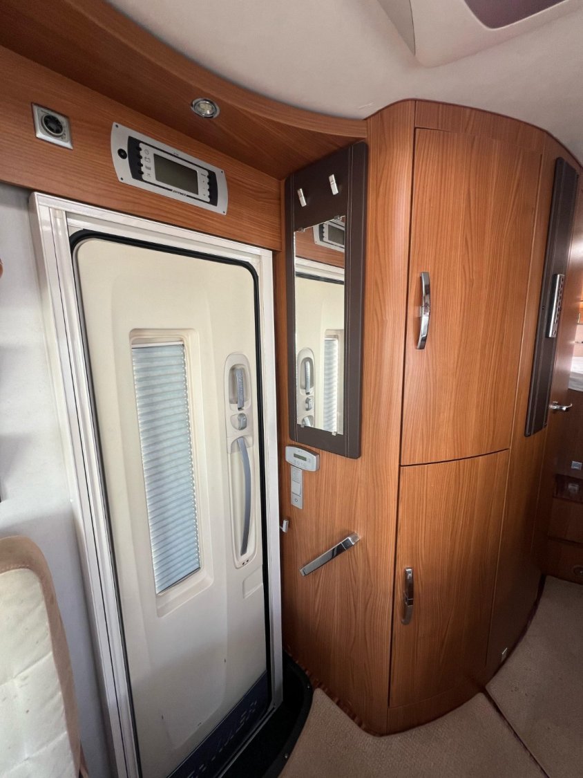 Hymer B 614 SL 