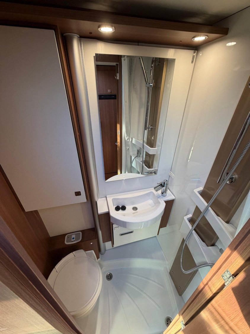 LMC Cruiser Comfort T 672 G 