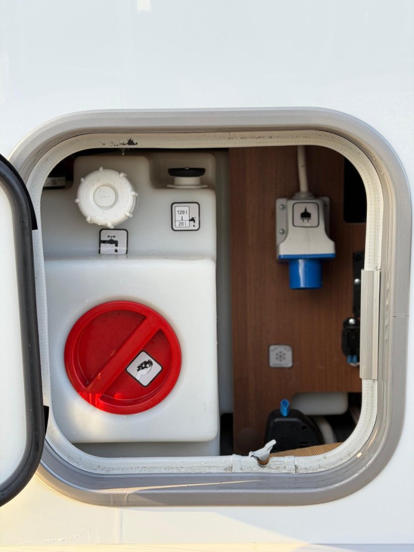 LMC Cruiser Comfort T 672 G 