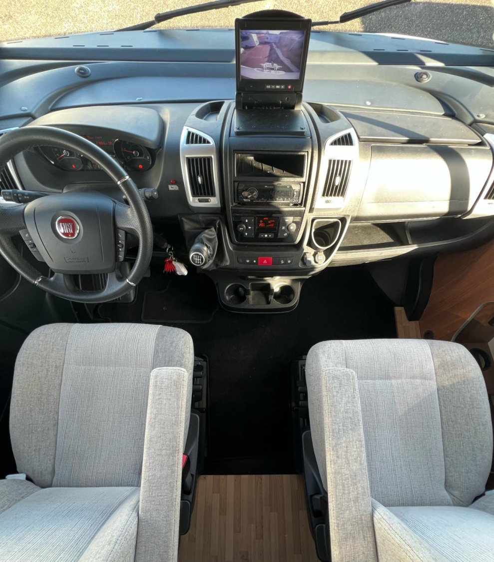 LMC Explorer Comfort I 745 