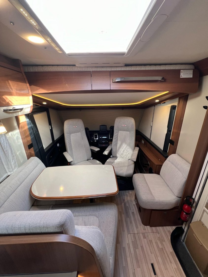 LMC Explorer Comfort I 745 
