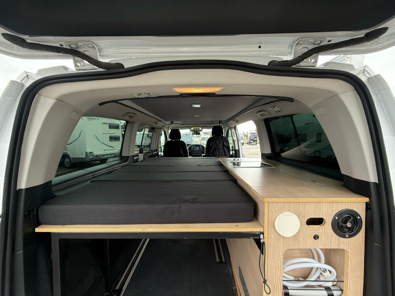 Mercedes Vito 